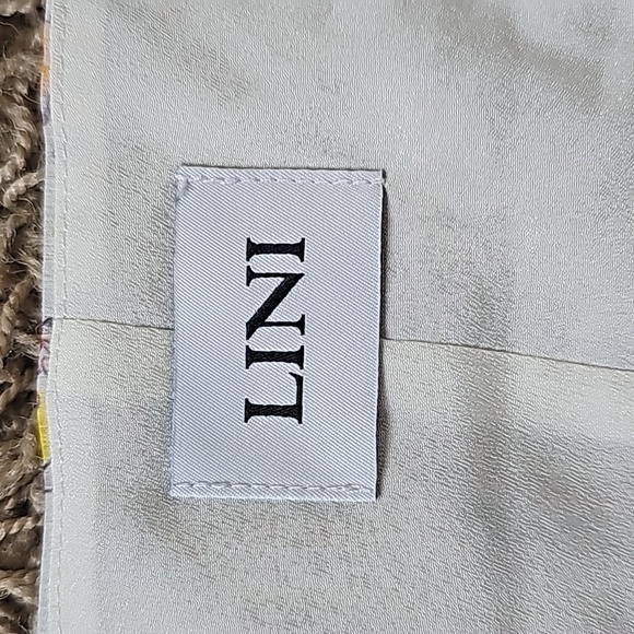 NWT LINI Naomi Ruffled V Neck Mini Dress Medium - Picture 11 of 14